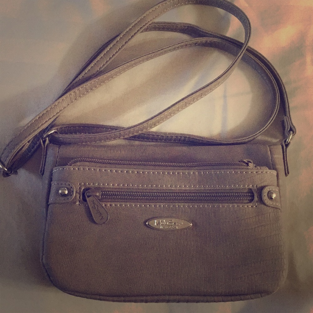 Women’s crossbody purse